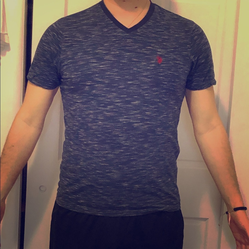 Men’s polo v neck t shirt